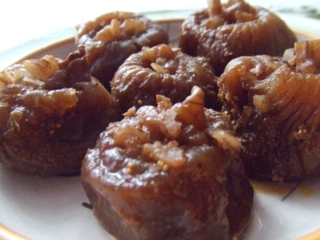 Kuru İncir Tatlısı Tarifi ve Malzemeleri